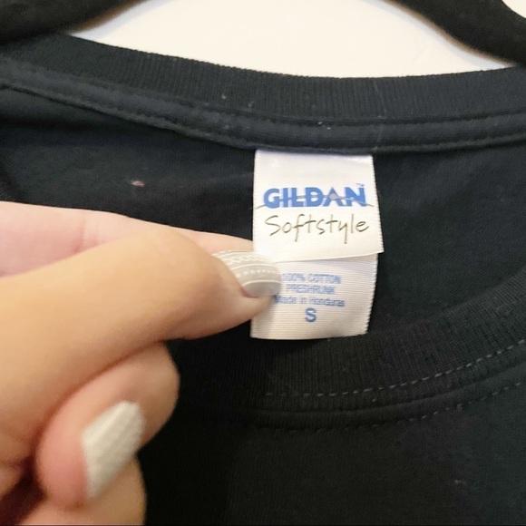 The Band Perry Autographed 2011 Tour Band Tee - Picture 5 of 7